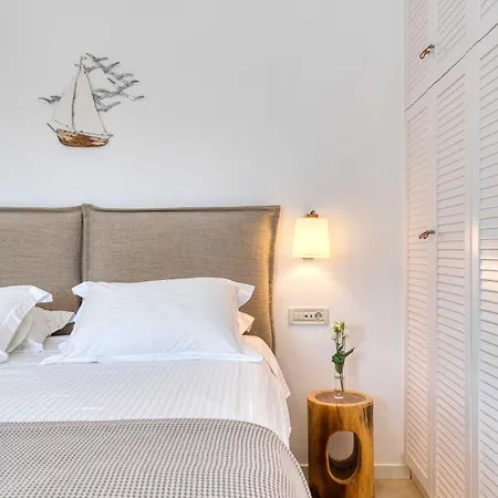 Grand Reve Paros Villa *