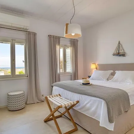 Grand Reve Paros Nausa