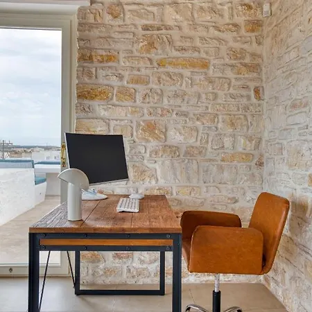 Grand Reve Paros Naousa (Paros)